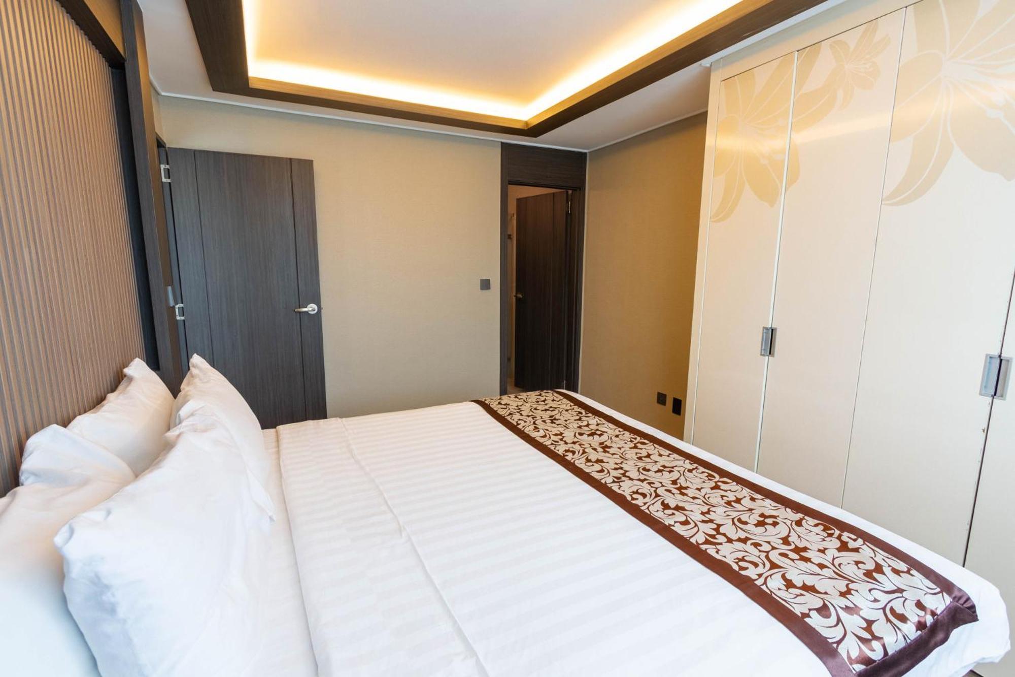 Xenia Hotel Clark Clark Field Екстер'єр фото