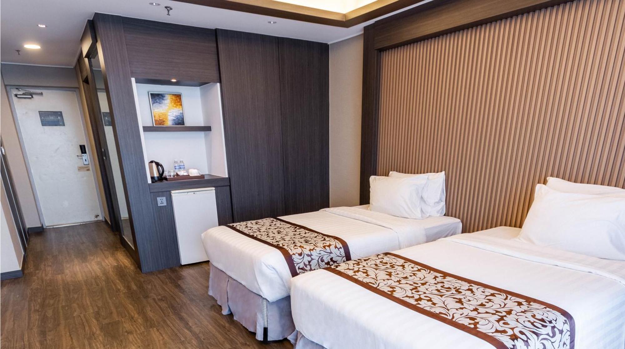 Xenia Hotel Clark Clark Field Екстер'єр фото