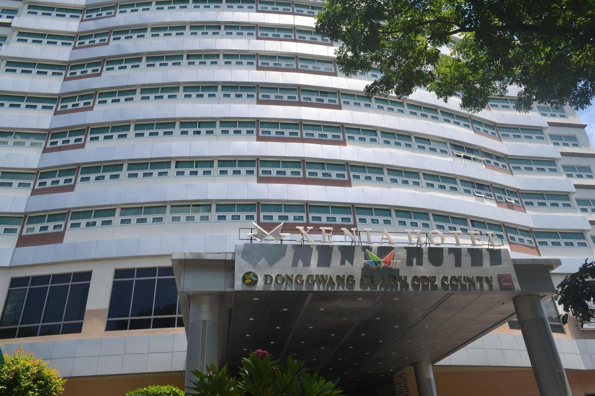 Xenia Hotel Clark Clark Field Екстер'єр фото